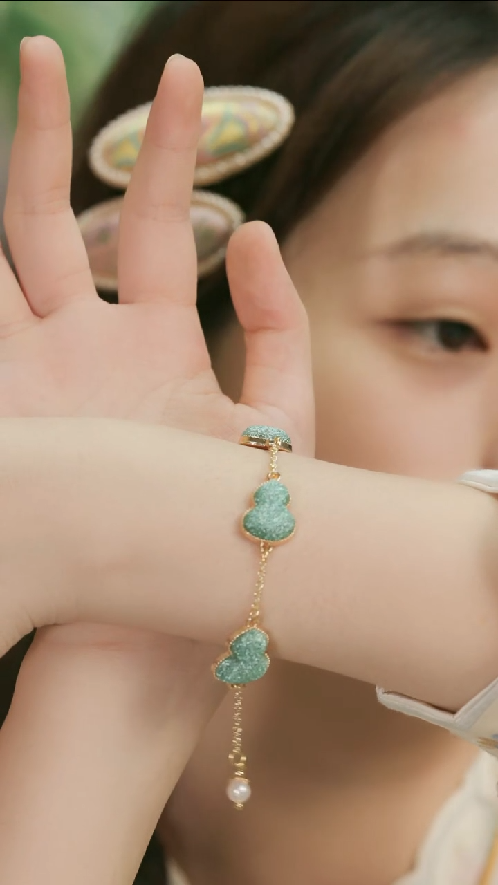 刺绣湘传礼缂丝手链