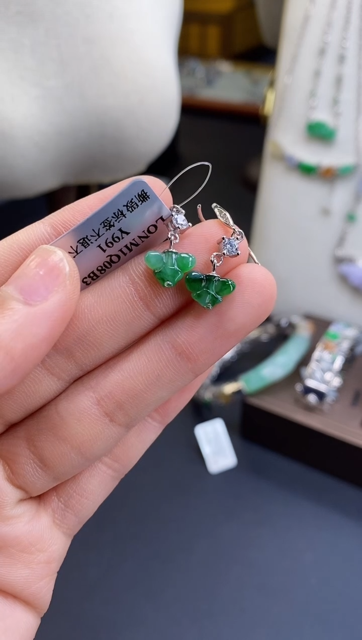 颈饰银S925镶嵌翡翠17435