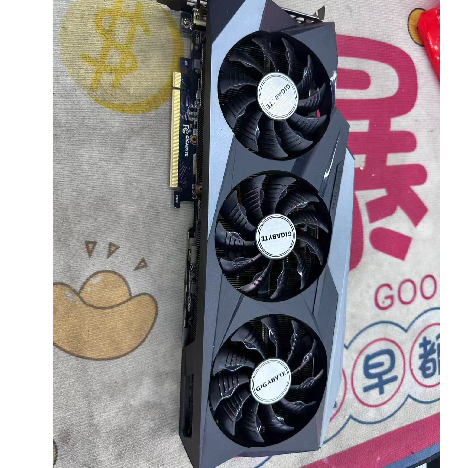 9新 Gigabyte/技嘉 技嘉魔鹰3080-10G三风扇显卡高性能