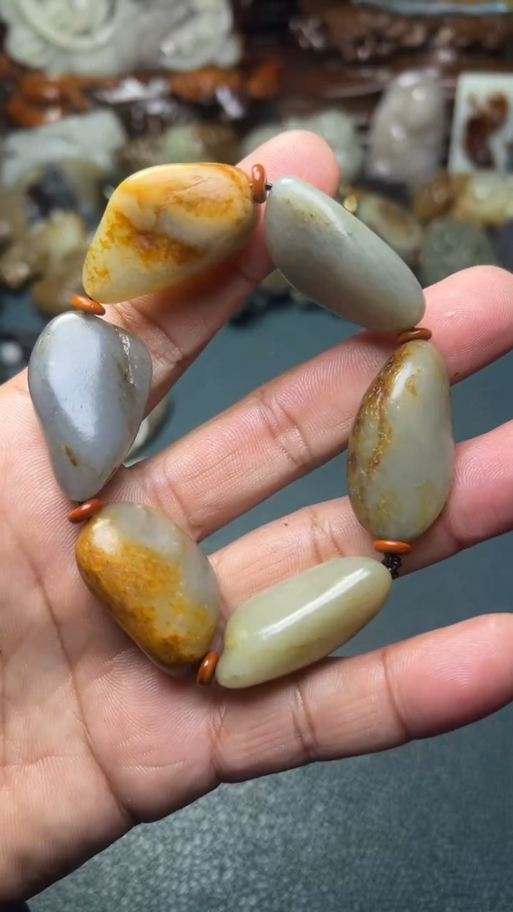 未镶嵌和田玉把件-