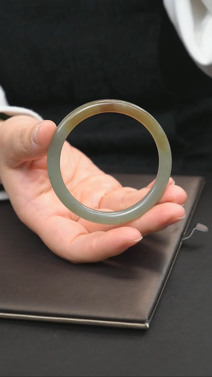 【闪购商品】和田玉手镯未镶嵌54圈口