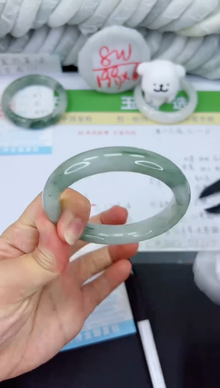 【闪购商品】石英质玉手镯未镶嵌428-59.8