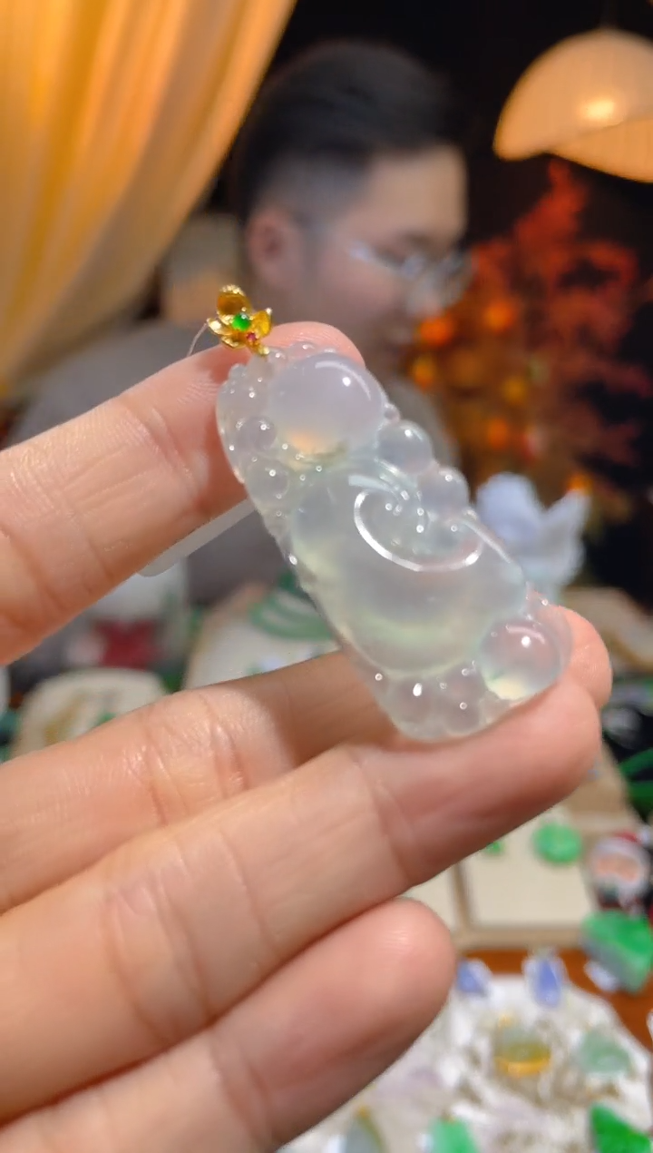 【闪购商品】翡翠颈饰18K金镶嵌假一赔三