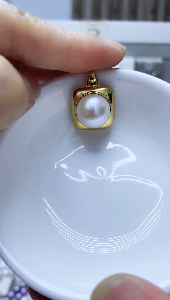 银S925镶嵌淡水珍珠耳饰吊坠