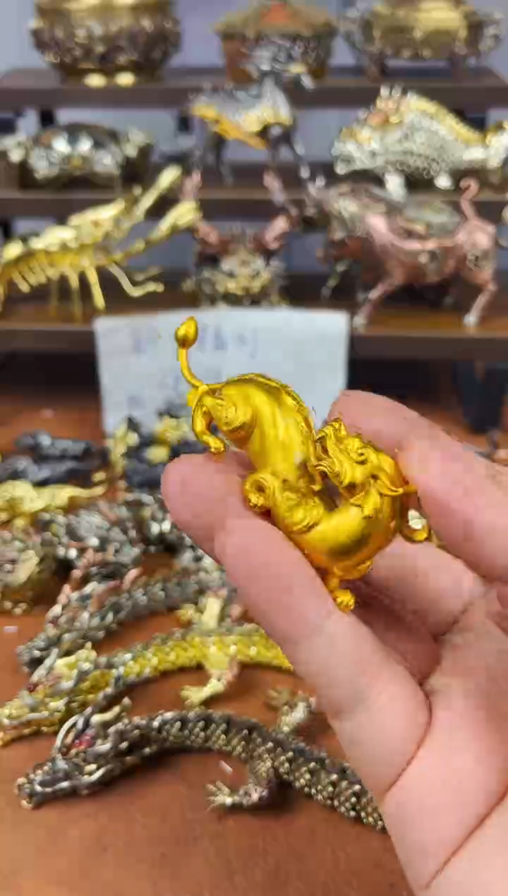 回望貔貅黄铜摆件实心