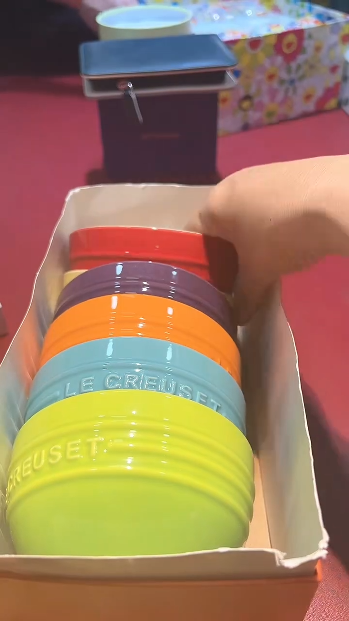 【闪购商品】瓷片锅碗瓢彭一件不剩