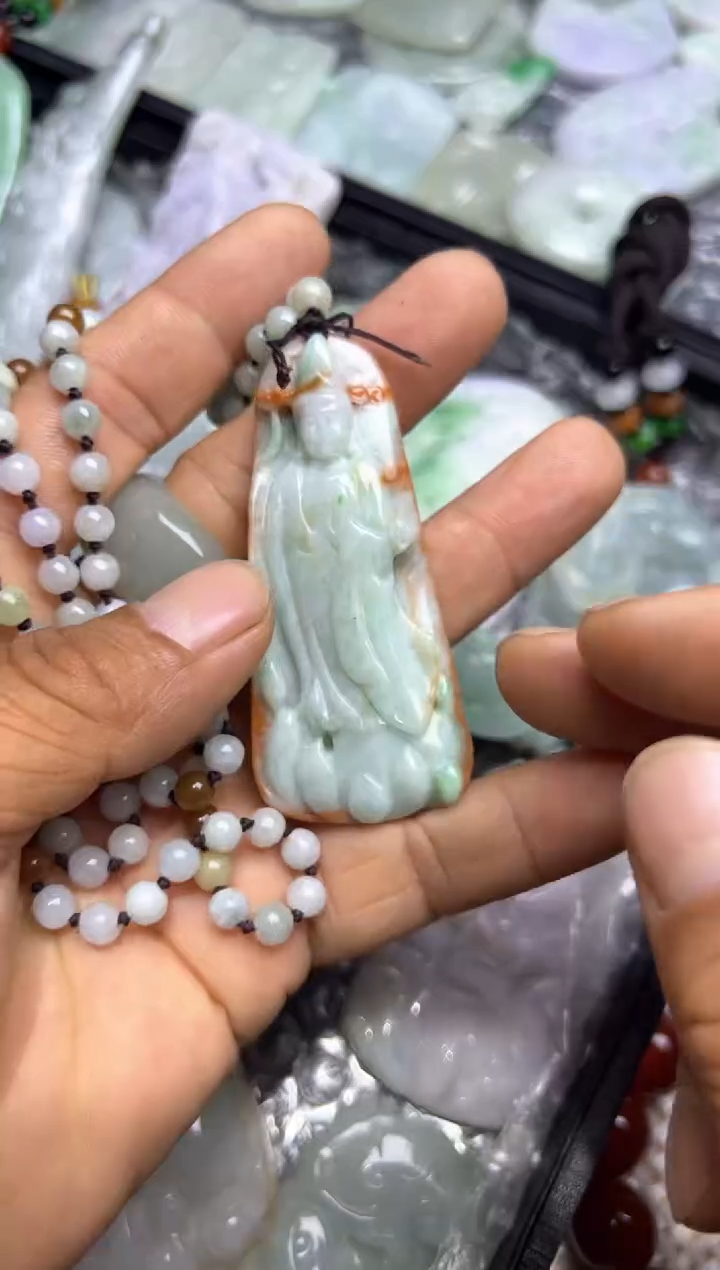 【闪购商品】翡翠吊坠(不含链)未镶嵌黄皮观音