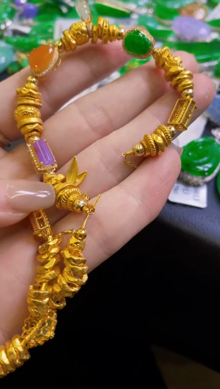 【闪购商品】定制翡翠18K金镶嵌盘缠