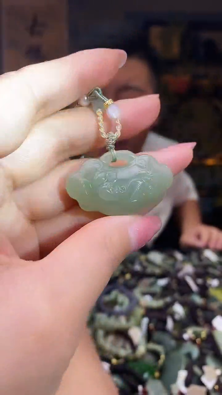 颈饰未镶嵌和田玉多样性发货，拍一发一