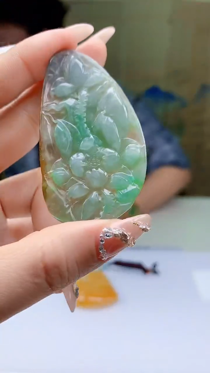 【闪购商品】定制翡翠未镶嵌4688ty-毛货挂件124