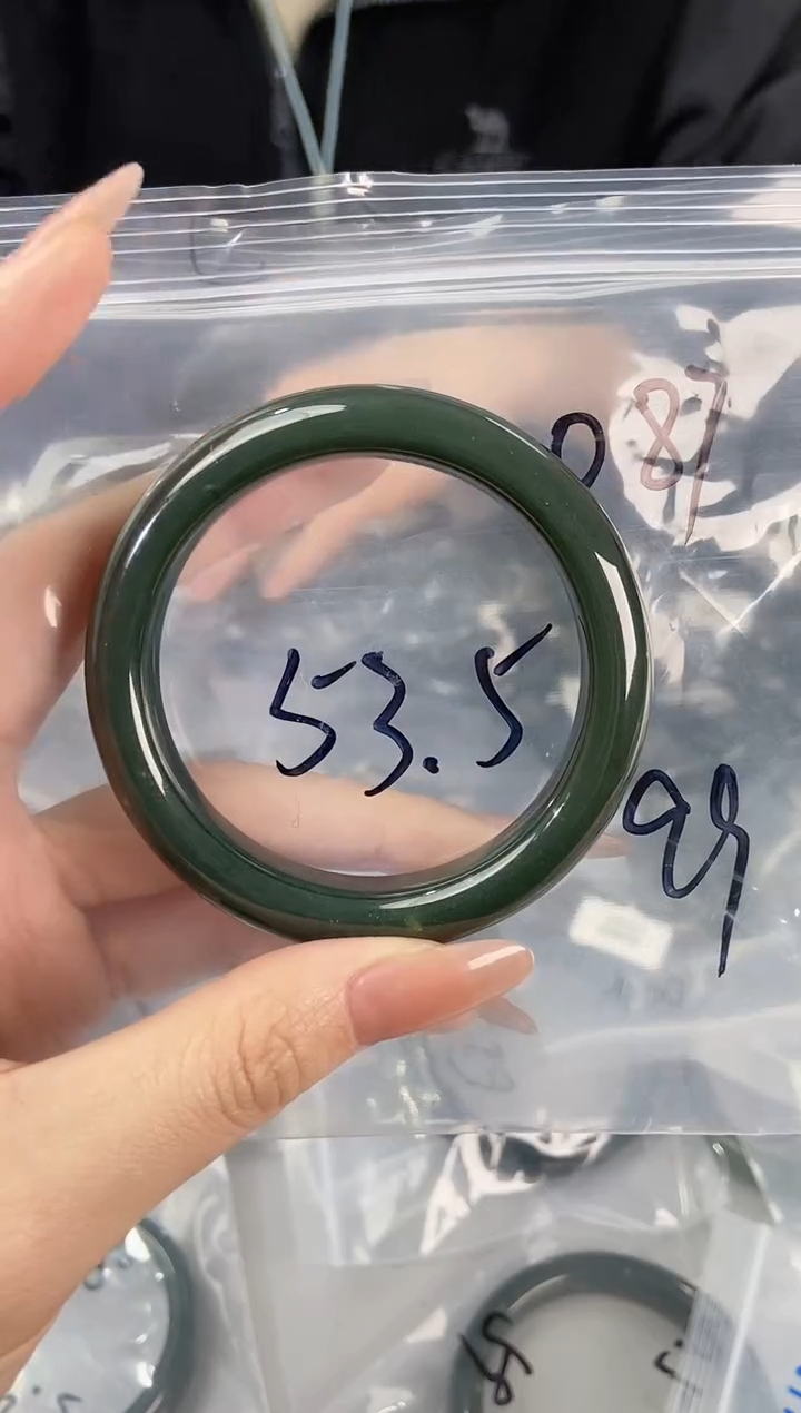 【闪购商品】和田玉手镯未镶嵌和田玉手镯087