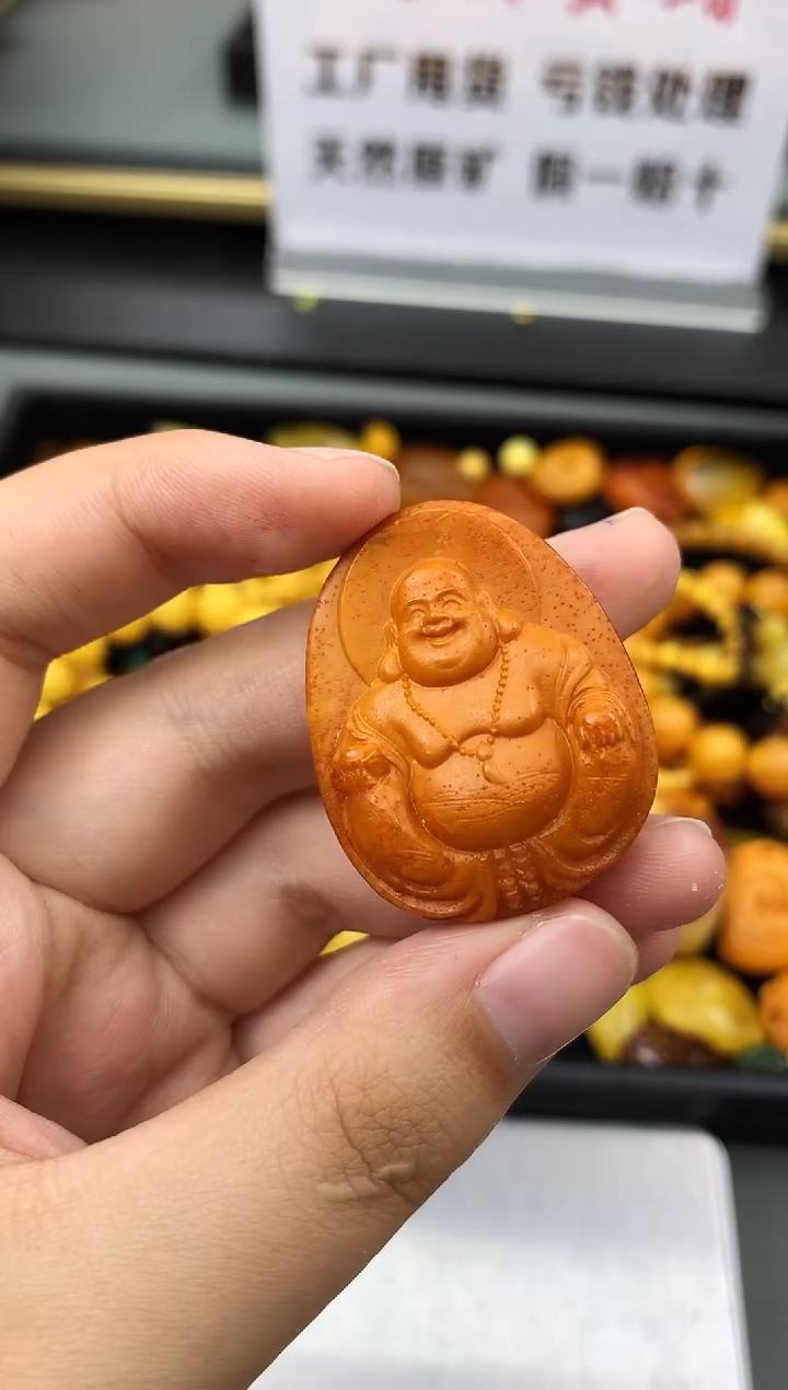 未镶嵌琥珀珠宝奇石204