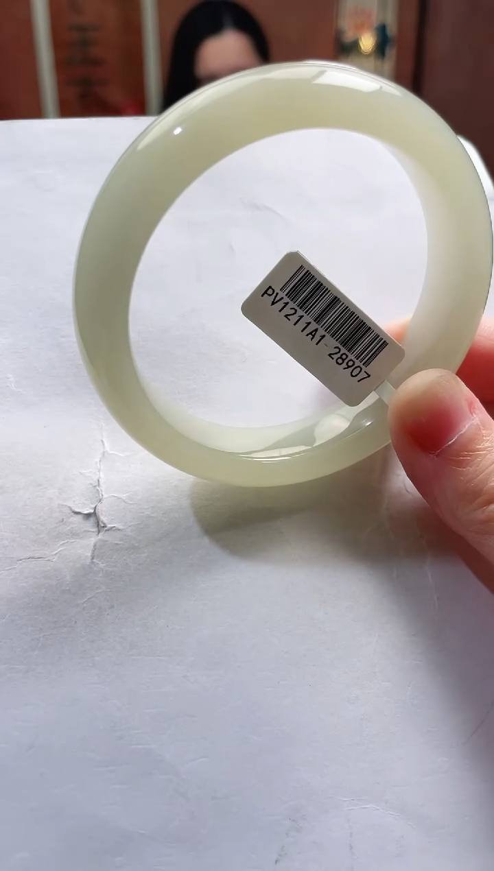 【闪购商品】和田玉手镯未镶嵌57+圈口