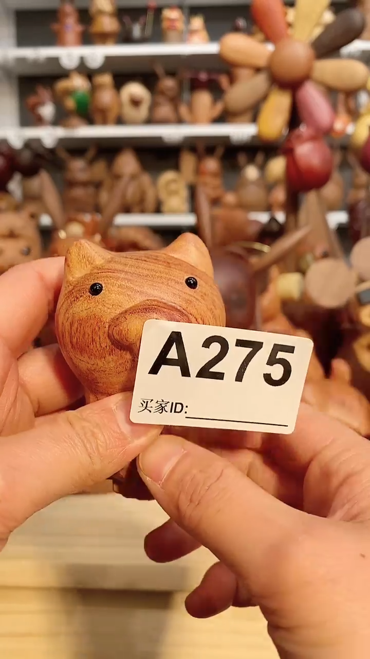 【闪购商品】木木雕摆件可爱卡通