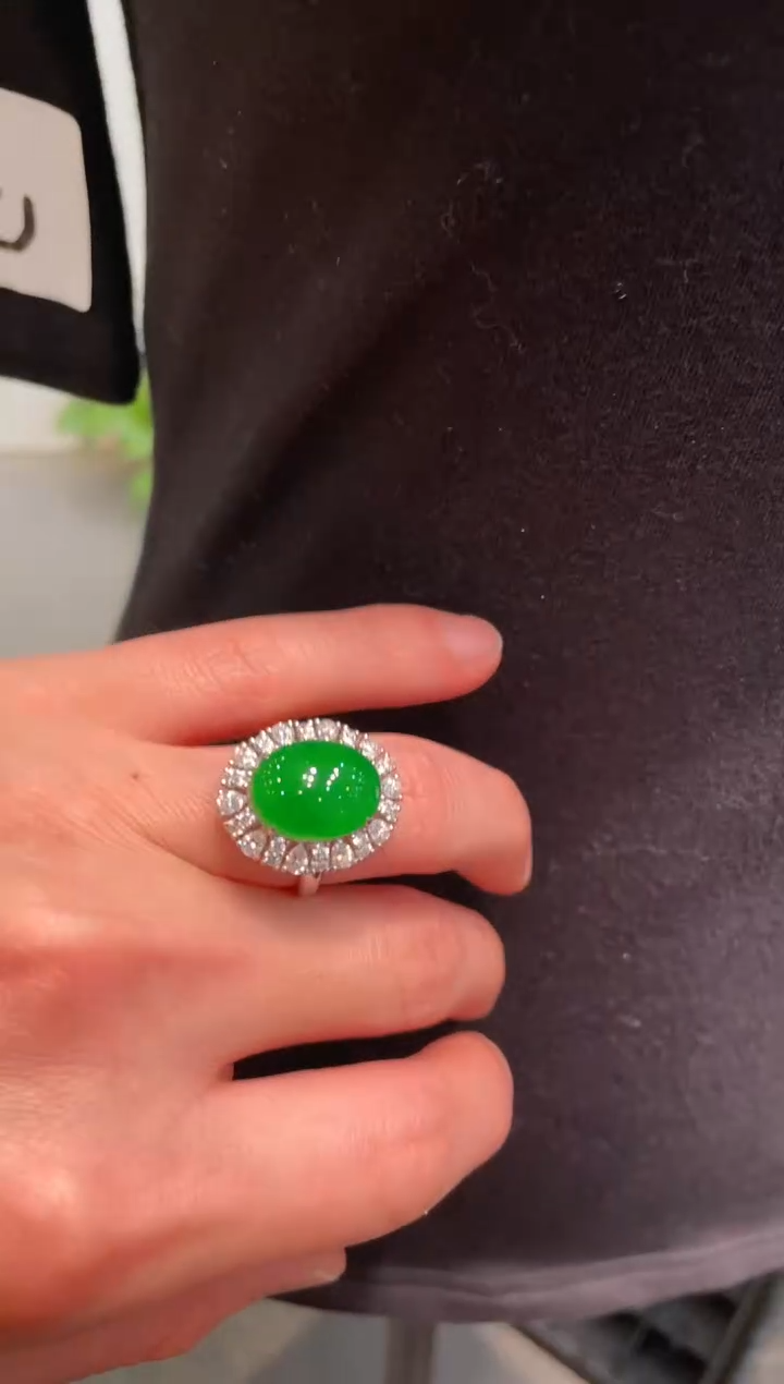 【闪购商品】翡翠颈饰18K金镶嵌A64戒指