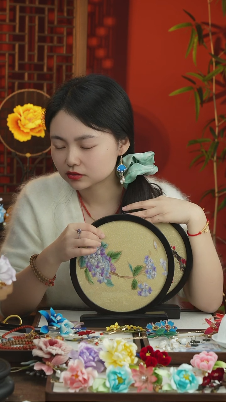 刺绣闪购纯手工非遗国风饰品