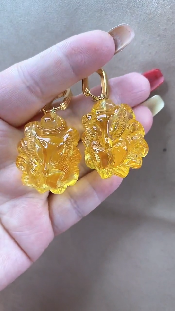 未镶嵌颈饰琥珀耳环