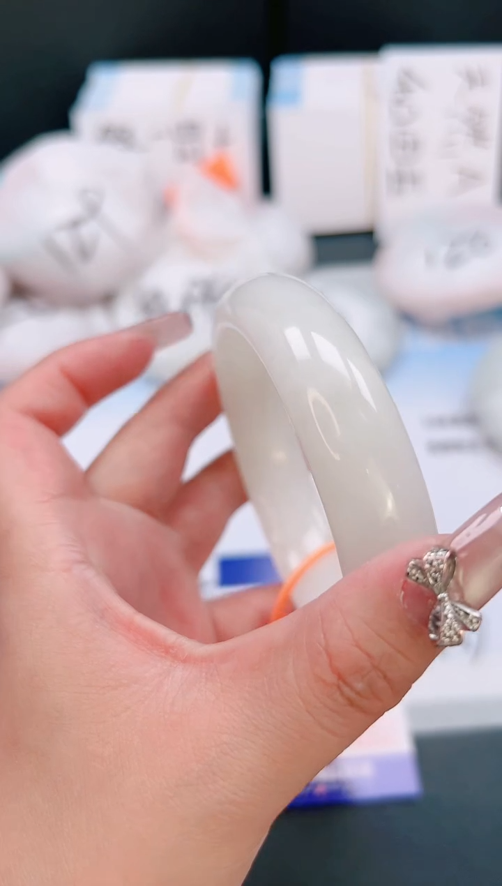 未镶嵌手镯和田玉7T22-62