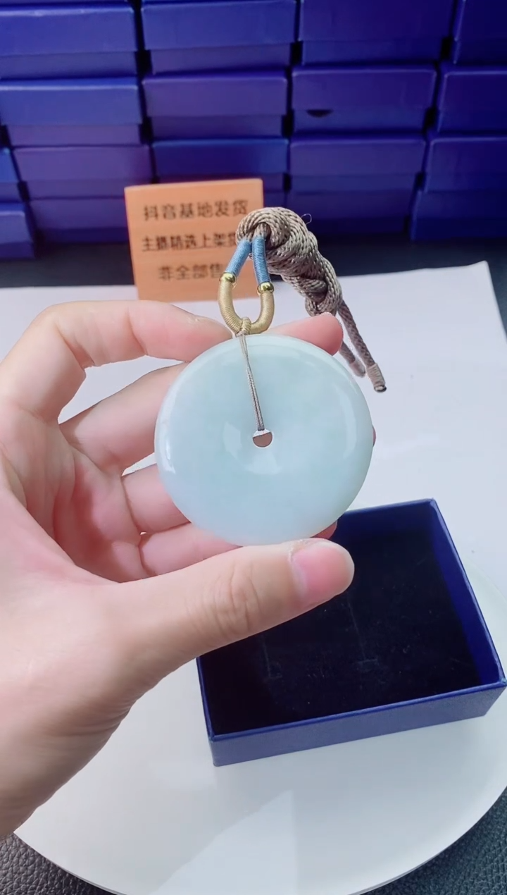 翡翠未镶嵌颈饰1111111111