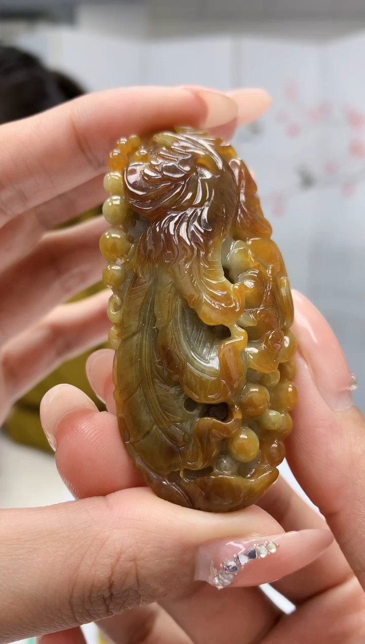 【闪购商品】定制翡翠未镶嵌4902MM-毛货挂件