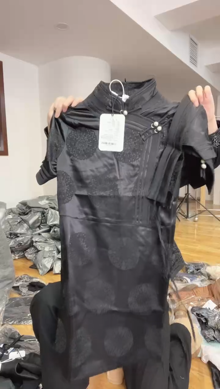 M码       90-105斤   裙子