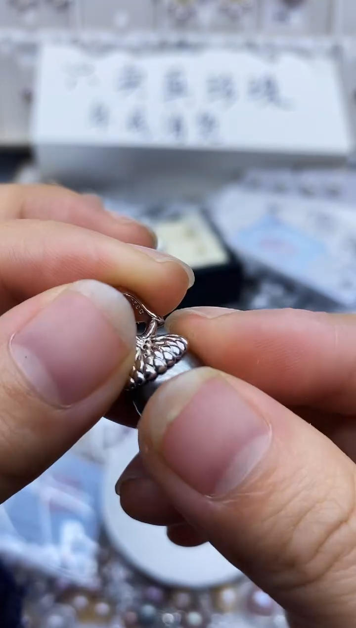 银S925镶嵌吊坠(不含链)海水珍珠元***圆吊坠多样性发其一