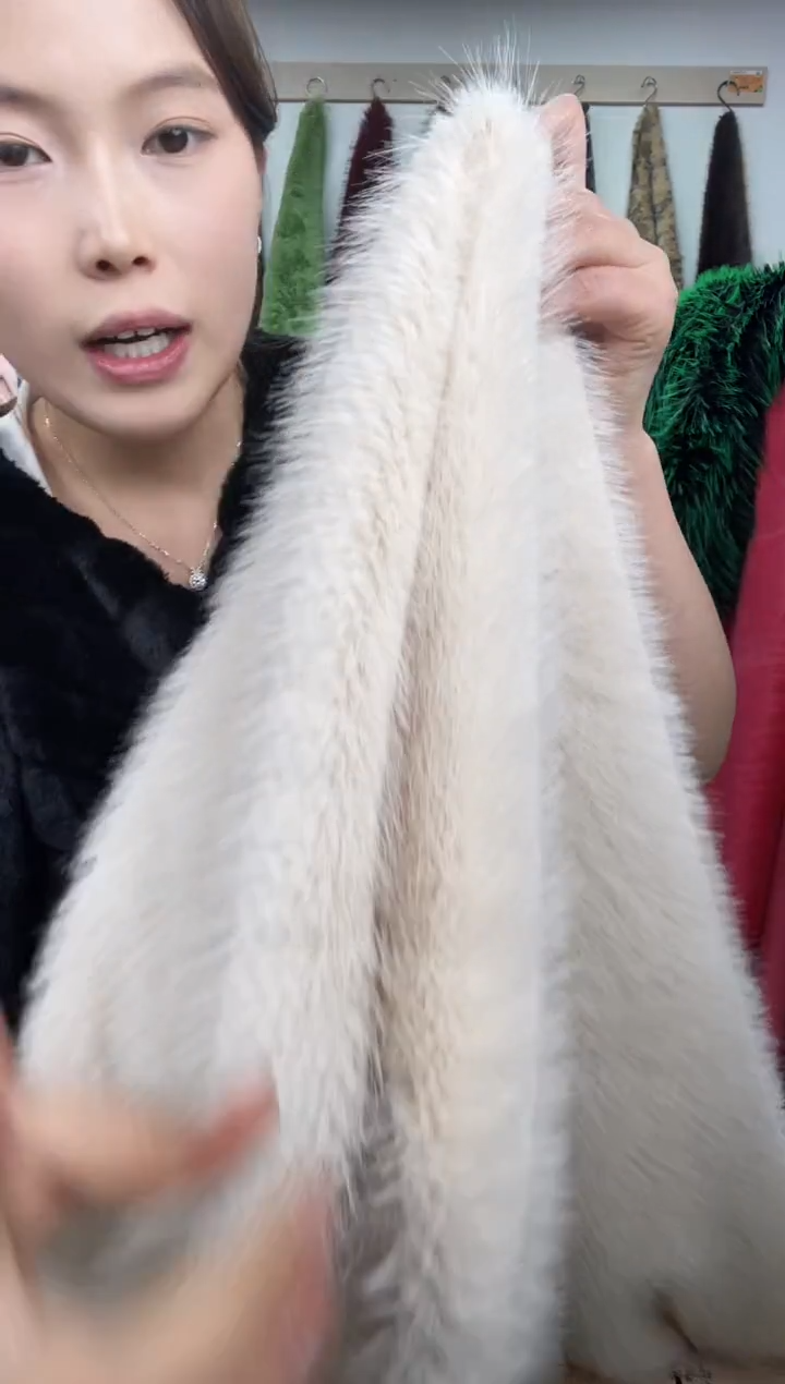 狐狸毛A2尺寸1.9*1