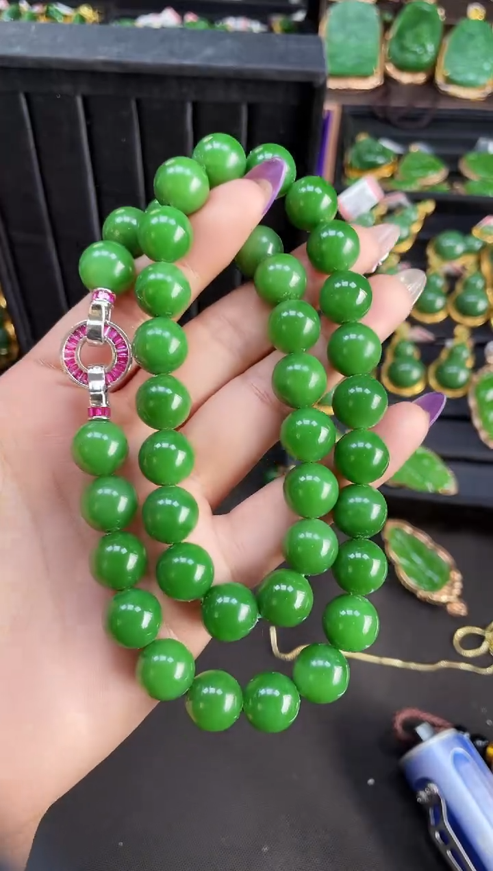 【闪购商品】和田玉项链未镶嵌多样性发一