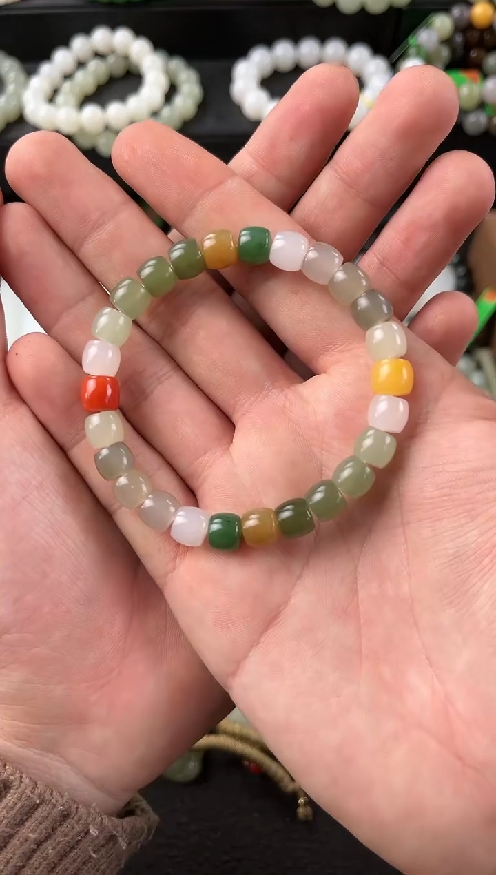 【闪购商品】和田玉手串未镶嵌青海多宝卡8直切微色差