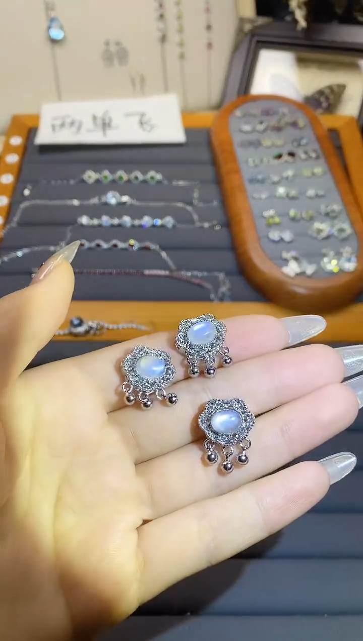 【闪购商品】水晶手链银S925镶嵌A15  