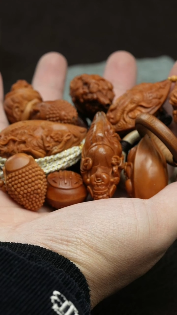 【闪购商品】橄榄核吊坠压车专用链接