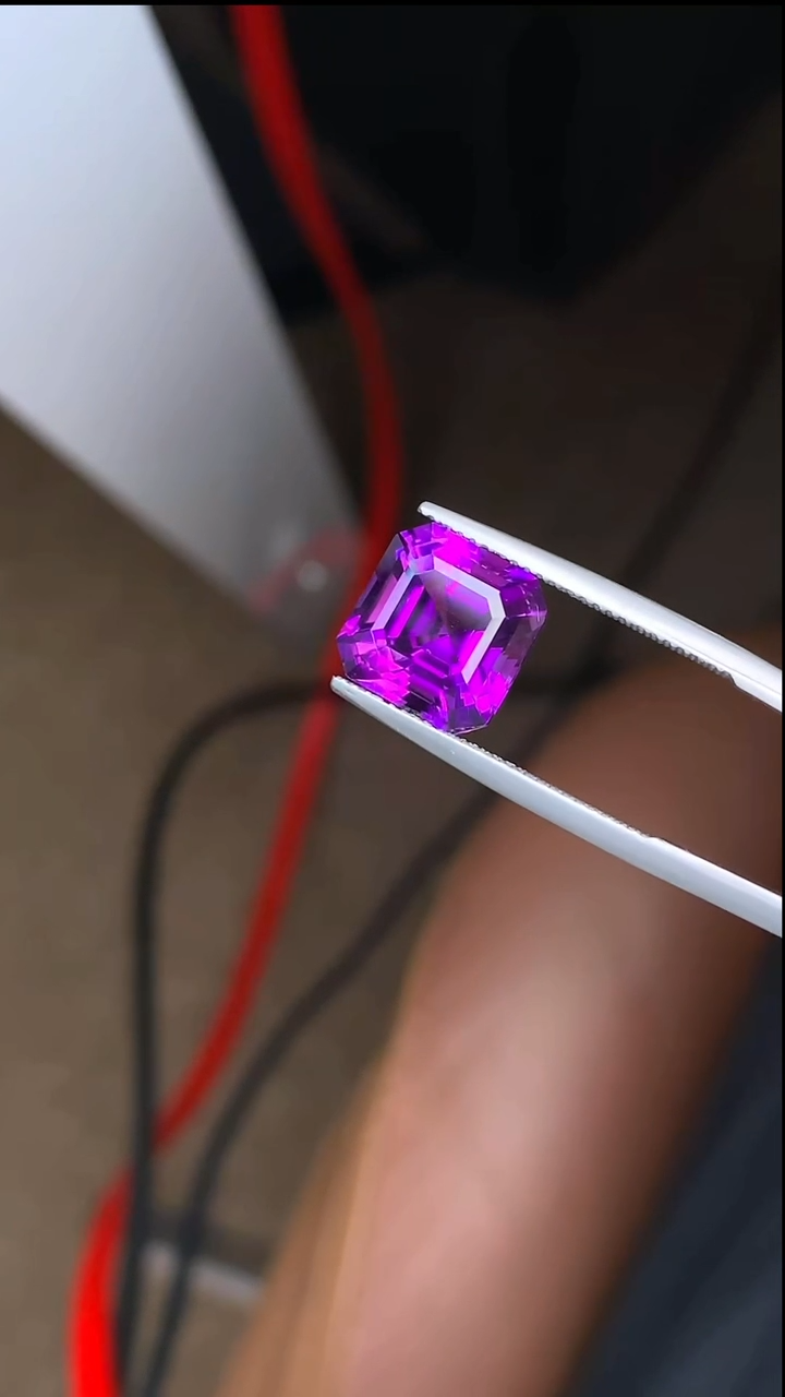 【闪购商品】紫晶裸石未镶嵌6.54克拉