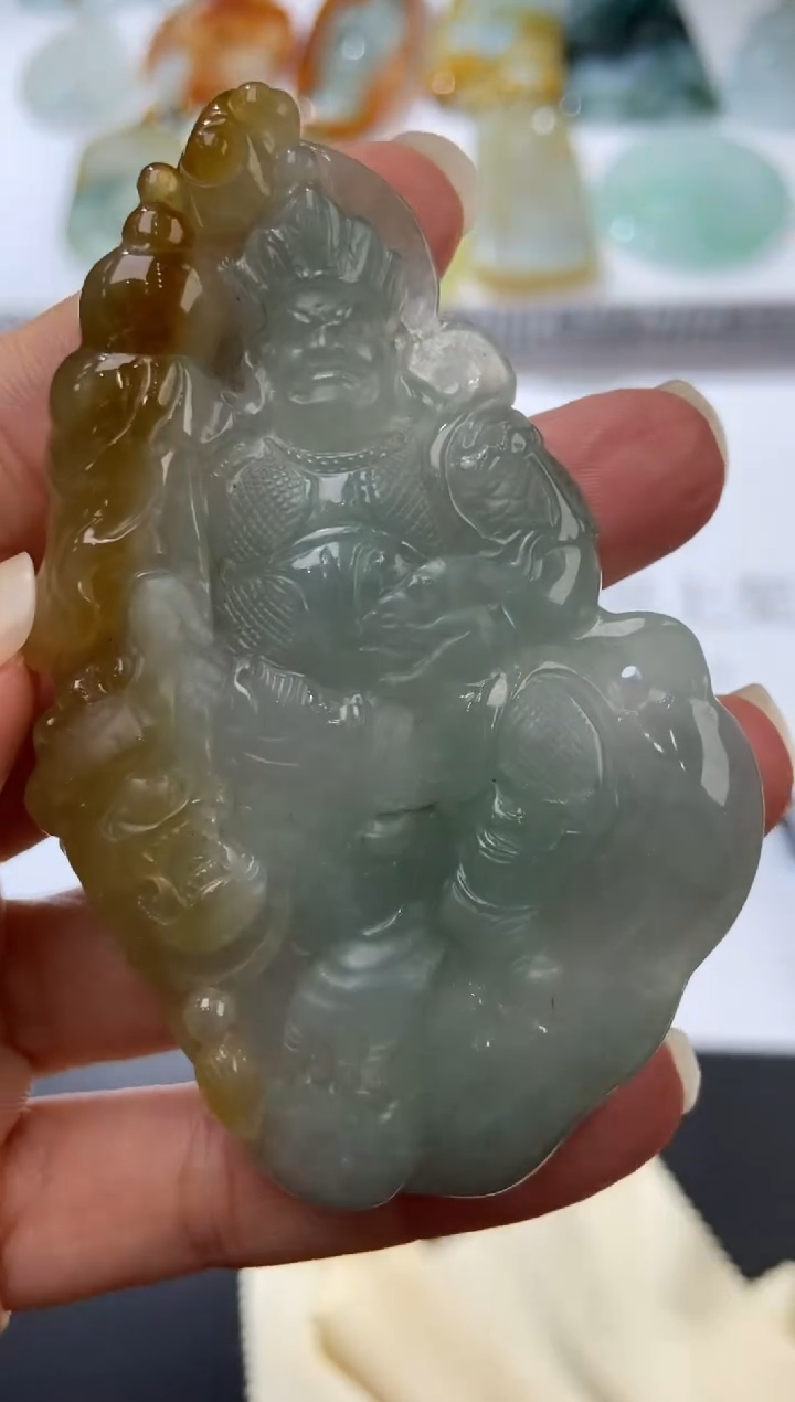 未镶嵌挂件翡翠374714  多人