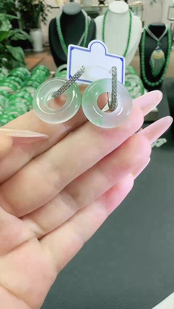 未镶嵌1石英质玉（非洲翠）薇****呀/6281