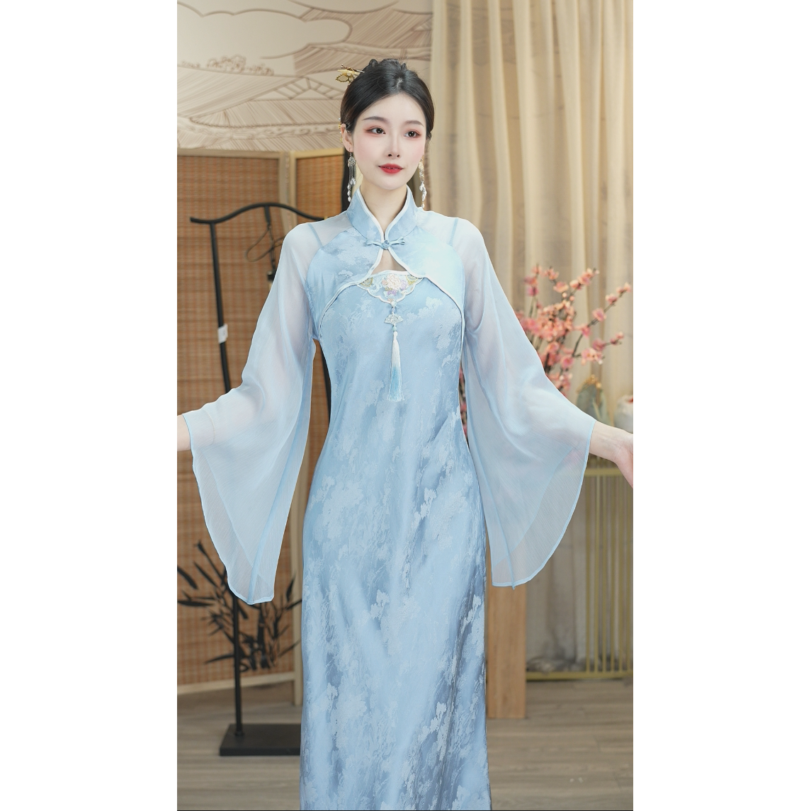 花享悦2025春季新款中国风飘逸日常晴山长款连衣裙6623