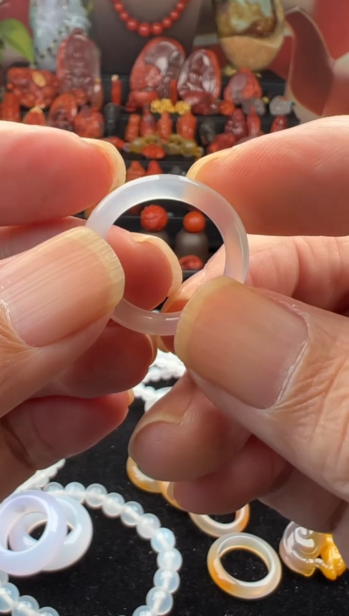 未镶嵌戒圈玛瑙/玉髓梅*戒圈