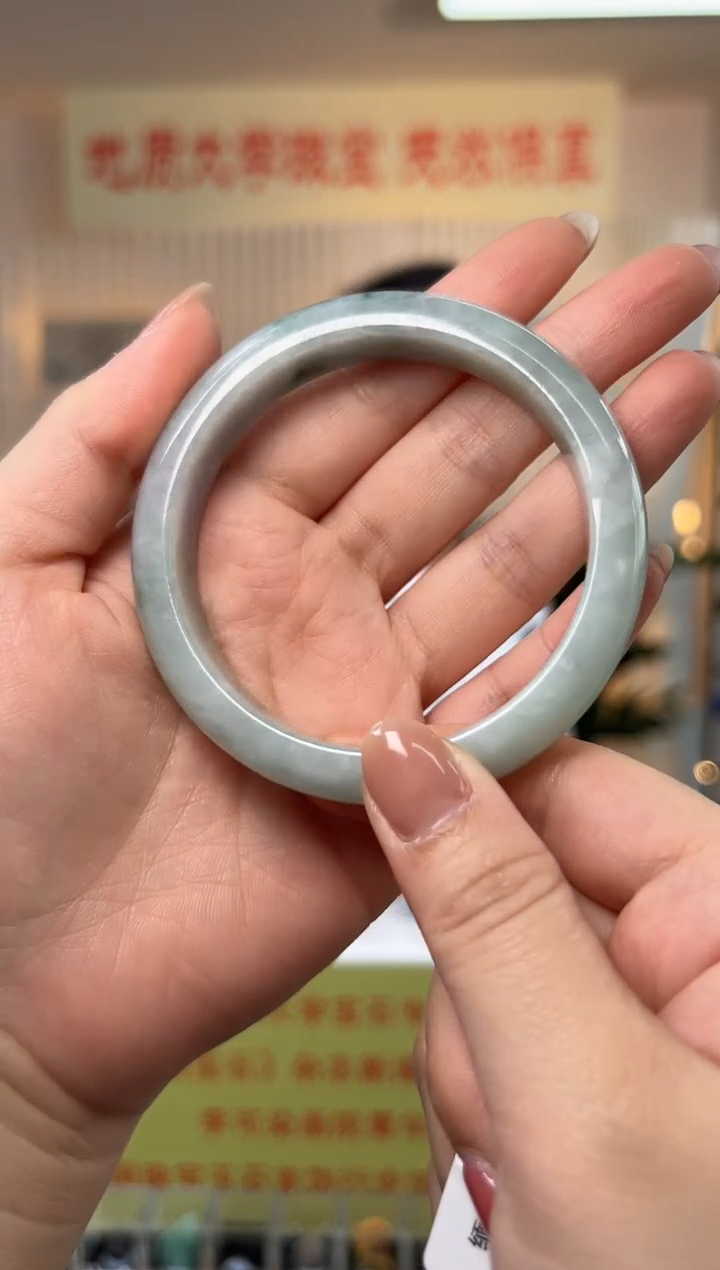 翡翠手镯未镶嵌缅甸天然A货翡翠手镯57.9mm