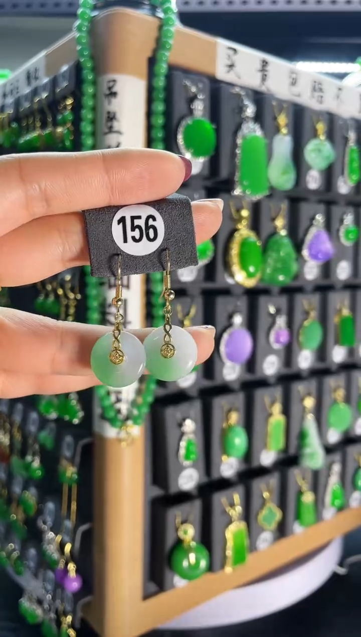 【闪购商品】翡翠耳饰银S925镶嵌156..