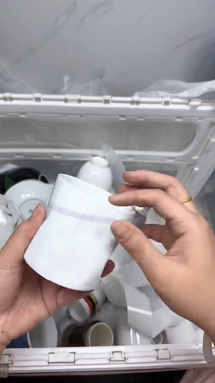 【闪购商品】1179回流瓷器默认微瑕，18.8包邮