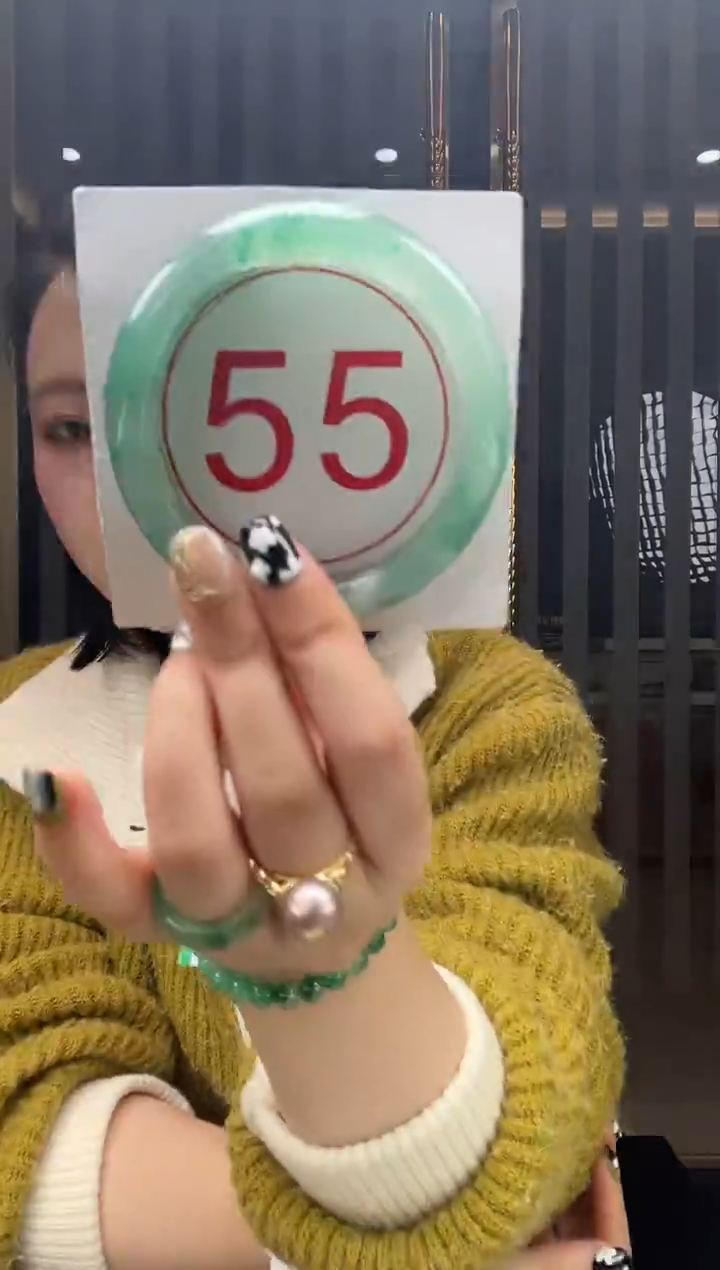 未镶嵌手镯石英质玉7