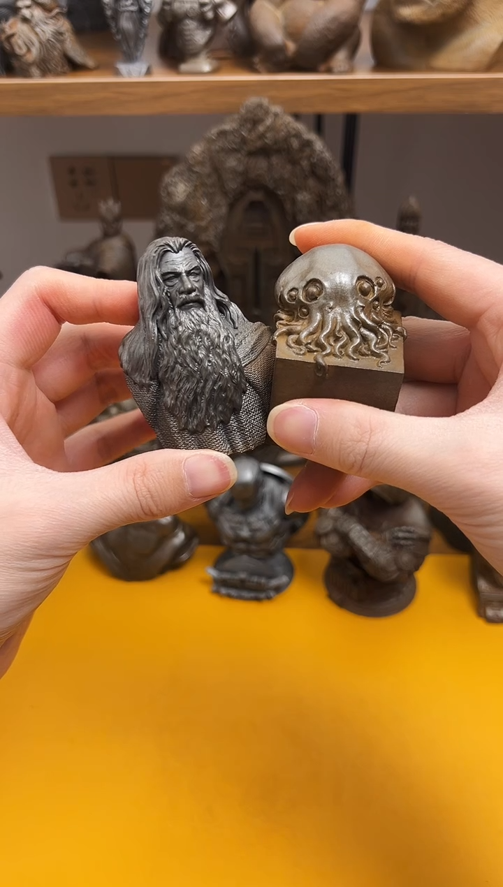 金属S****s实心铁艺--甘道夫  小章鱼克苏鲁