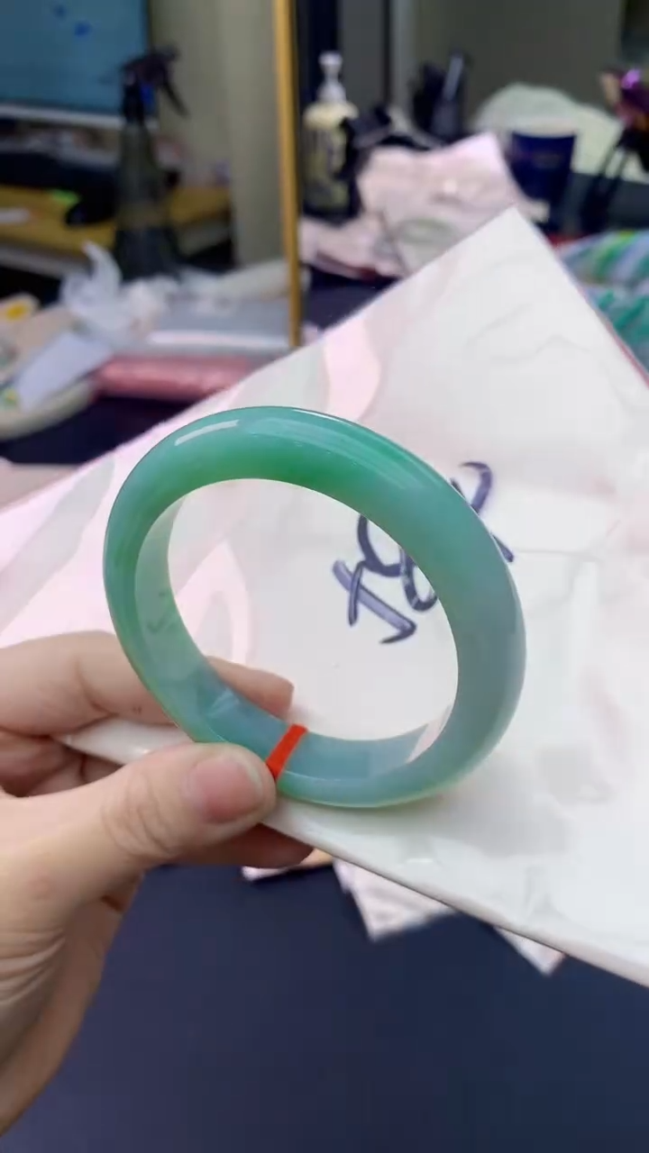 【闪购商品】翡翠手镯未镶嵌0095953635