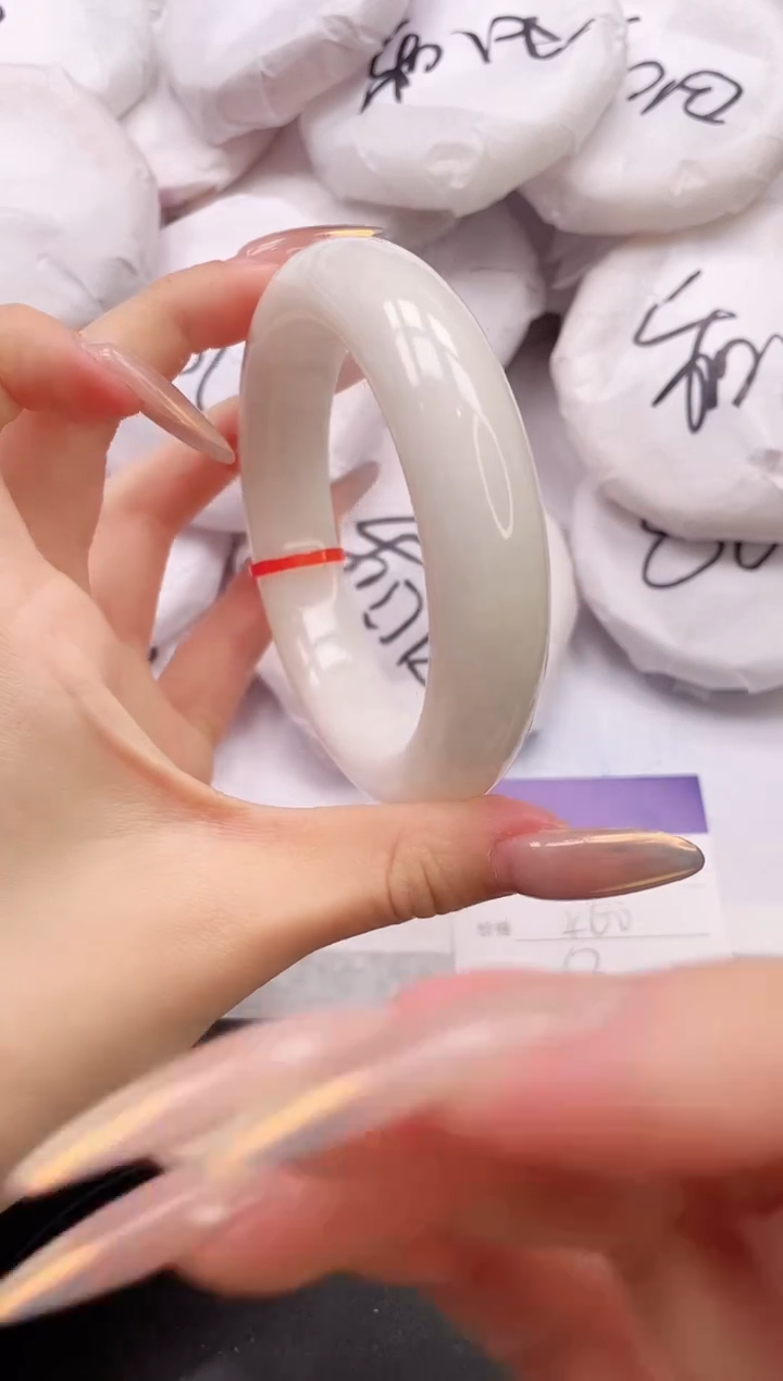 【闪购商品】和田玉手镯未镶嵌6K110-63