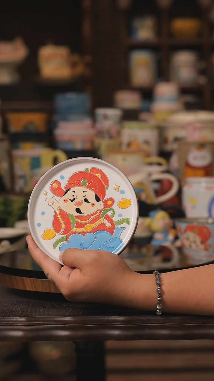 摆件景德镇釉下彩绘设计师款式陶瓷