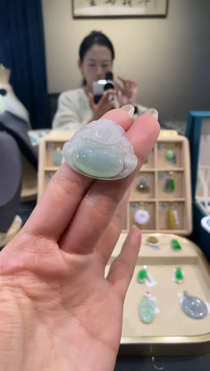 【闪购商品】翡翠吊坠(不含链)未镶嵌佛公