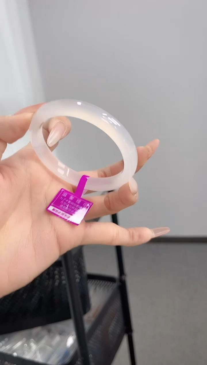 【闪购商品】玛瑙/玉髓手镯未镶嵌56-57圈