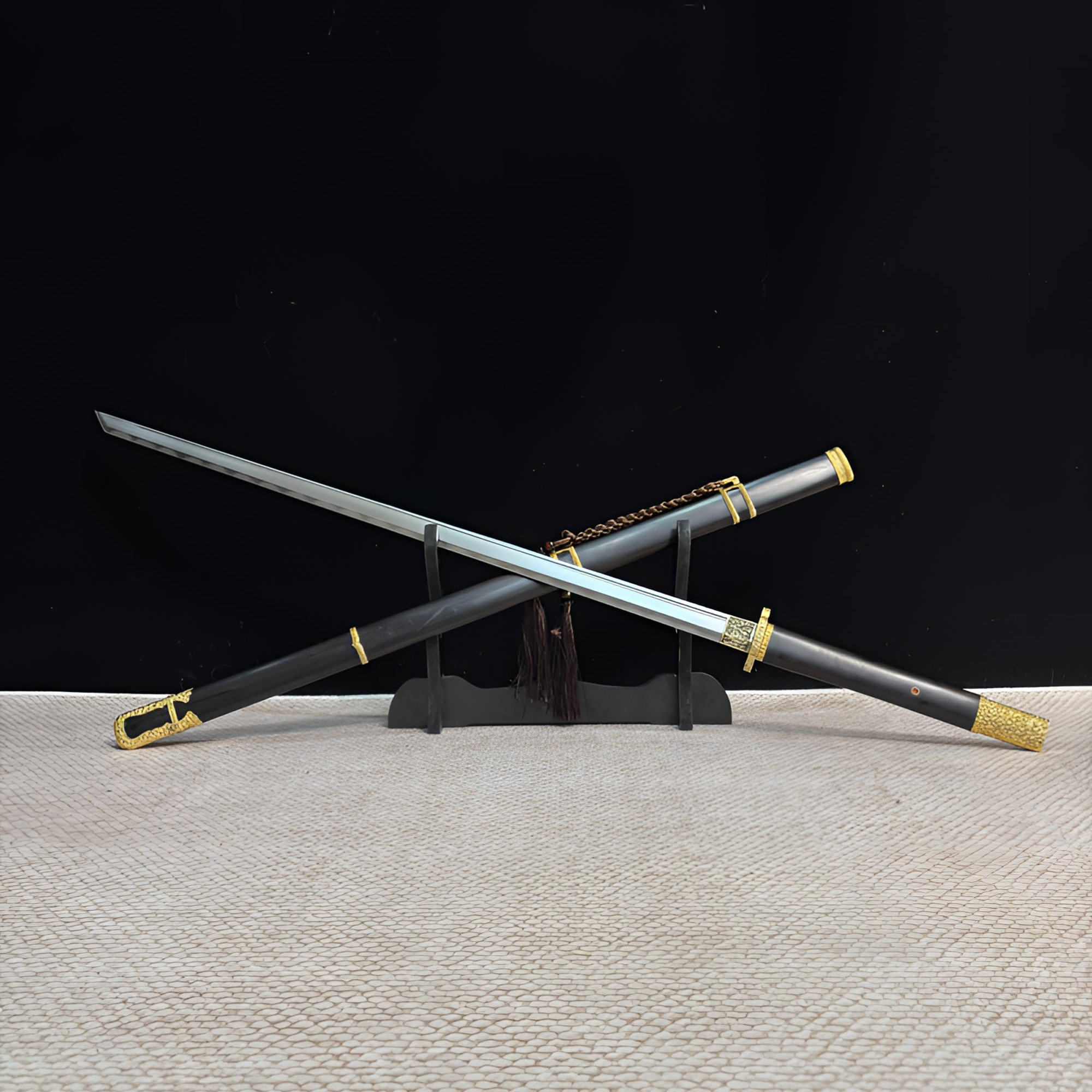 新疆专场【仪鍠唐刀】乌兹钢覆土烧刃   黑檀木  纯铜装具  未开刃