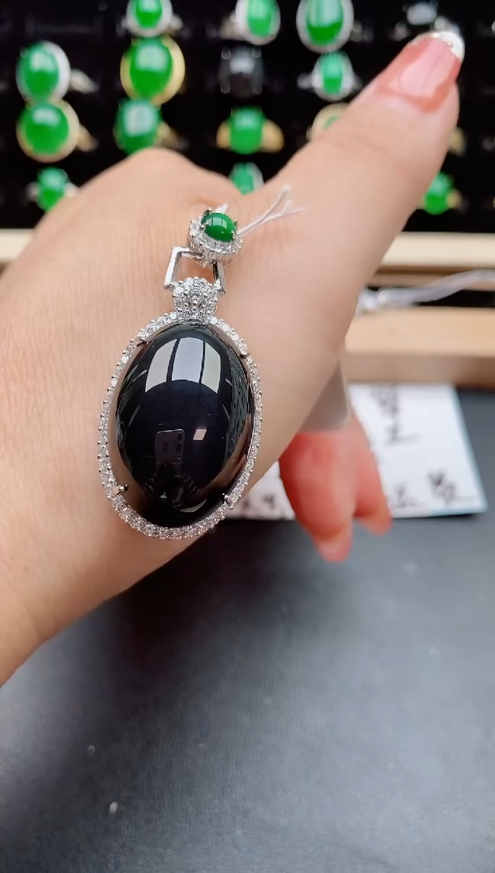 【闪购商品】翡翠吊坠(赠链)银S925镶嵌580580