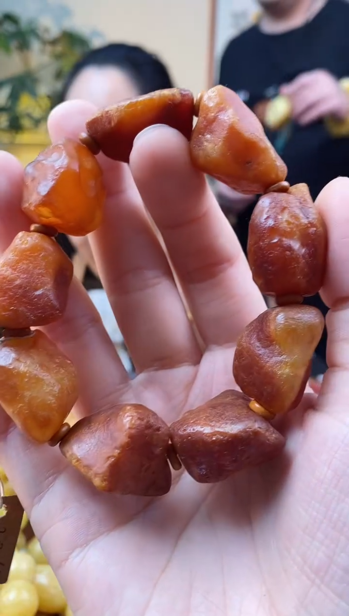 【闪购商品】琥珀手串未镶嵌手串
