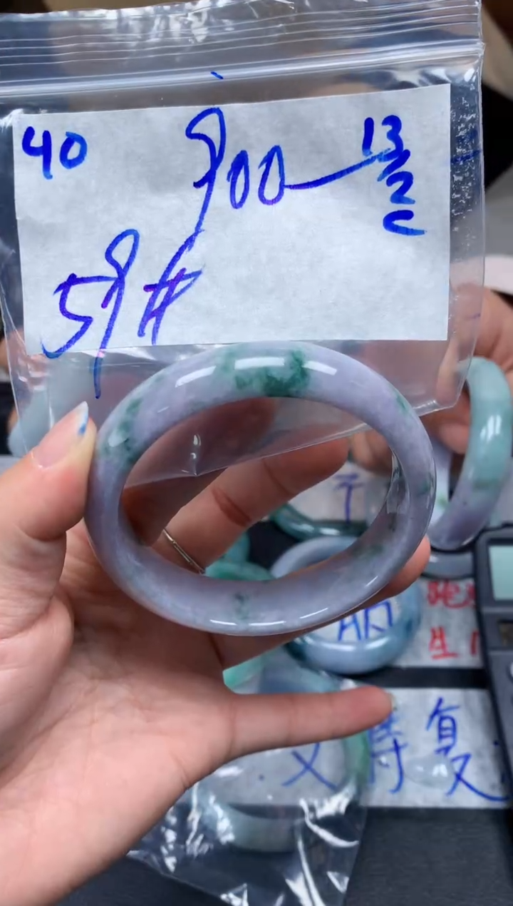 【闪购商品】定制翡翠未镶嵌40毛货需精细抛光手镯多样性拍一发一